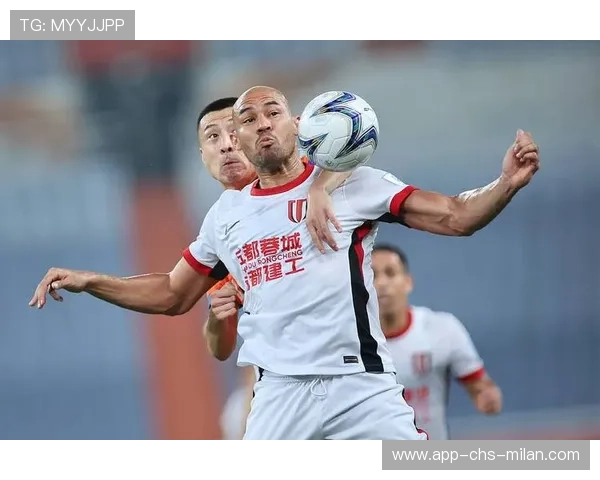 成都蓉城零罚分领跑，费利佩热身赛状态燃